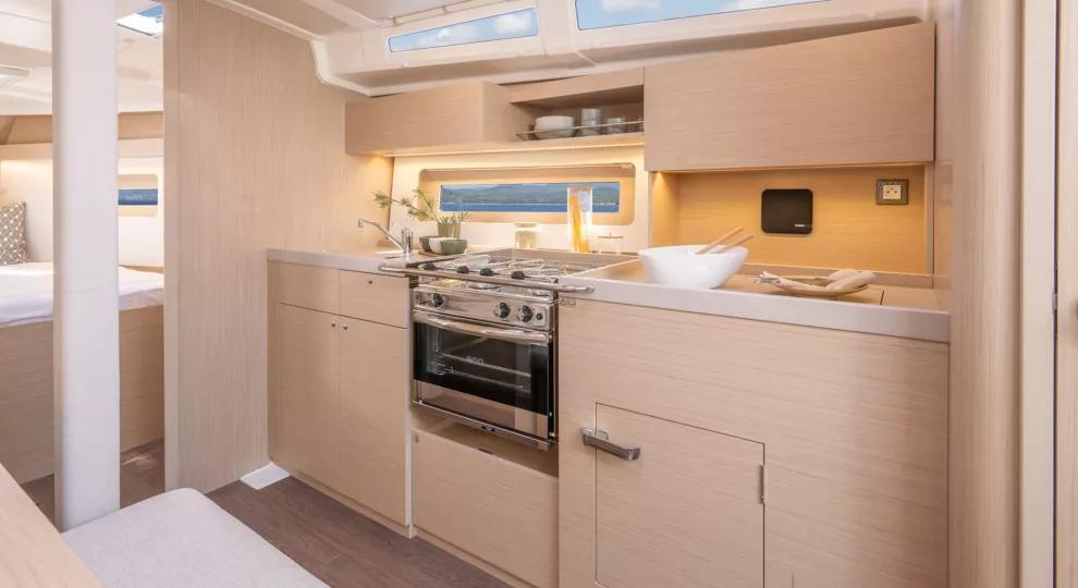 Beneteau Oceanis 37.1