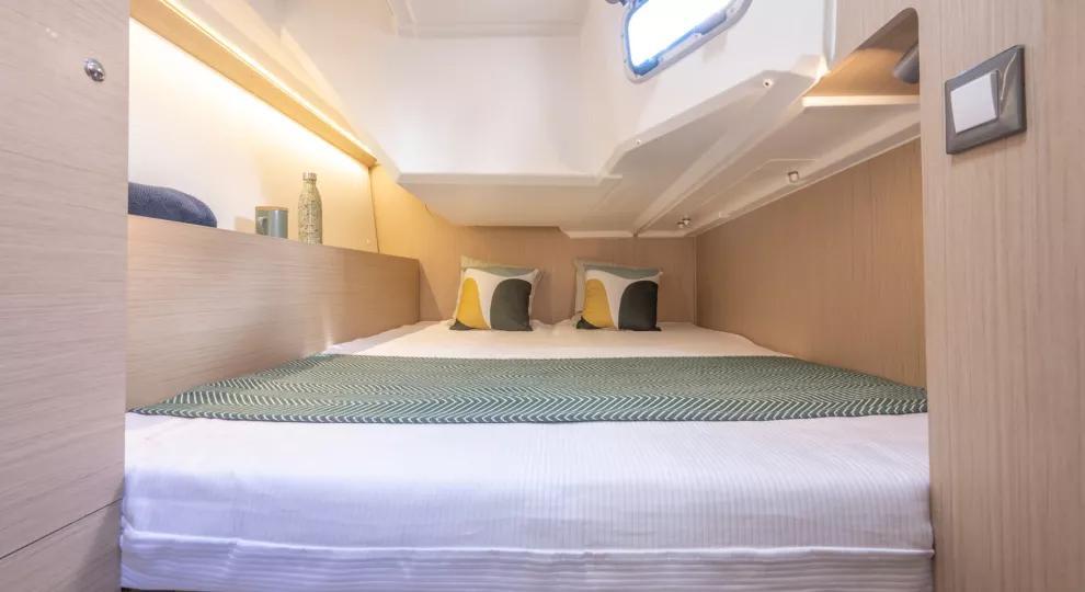 Beneteau Oceanis 37.1