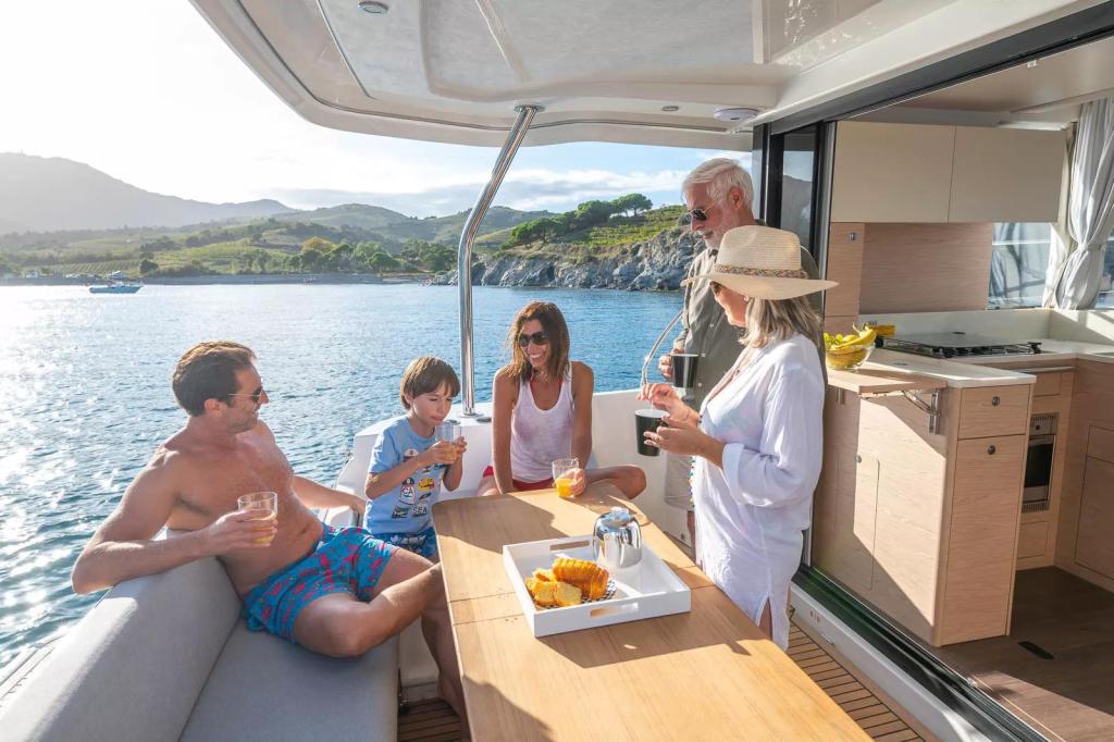 Beneteau Swift Trawler 41 Fly