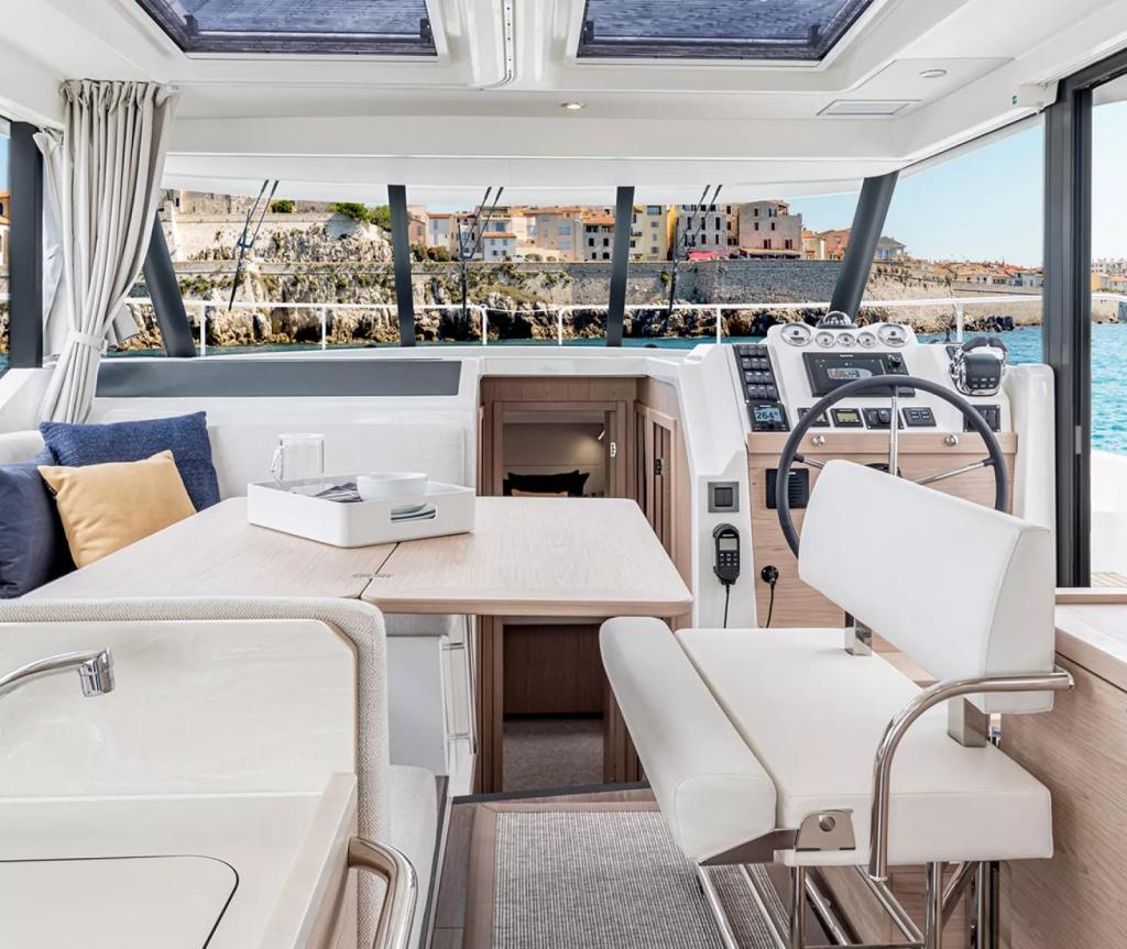 Beneteau Swift Trawler 41 Fly