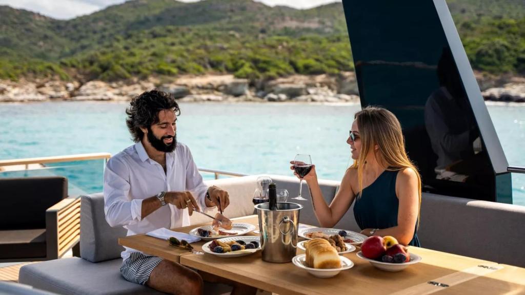 Beneteau Grand Trawler 63