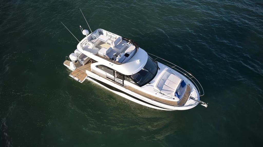 Beneteau Antares 12 Fly