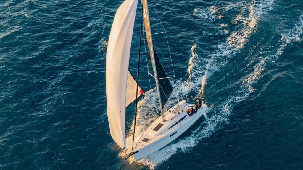Beneteau First 30