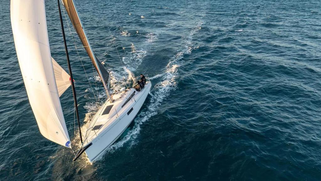 Beneteau First 30