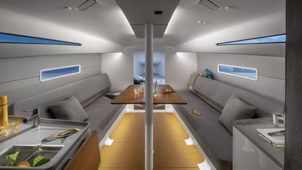 Beneteau First 30