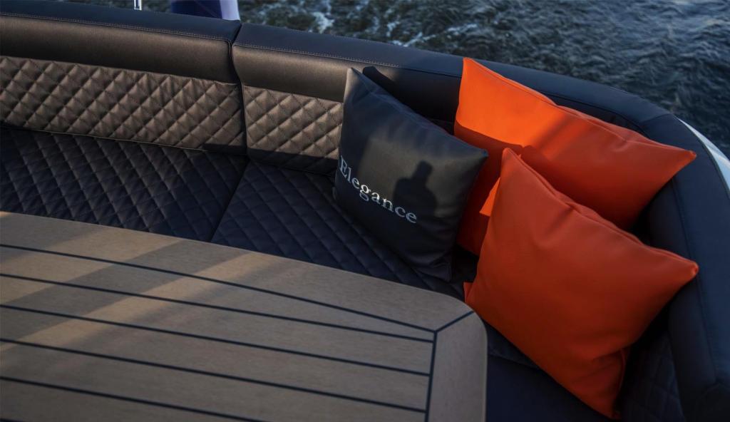 Boarnstream 1360 Elegance