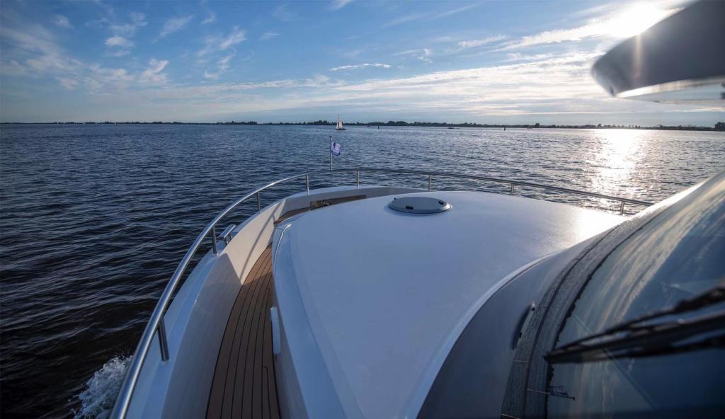 Boarnstream 1360 Elegance