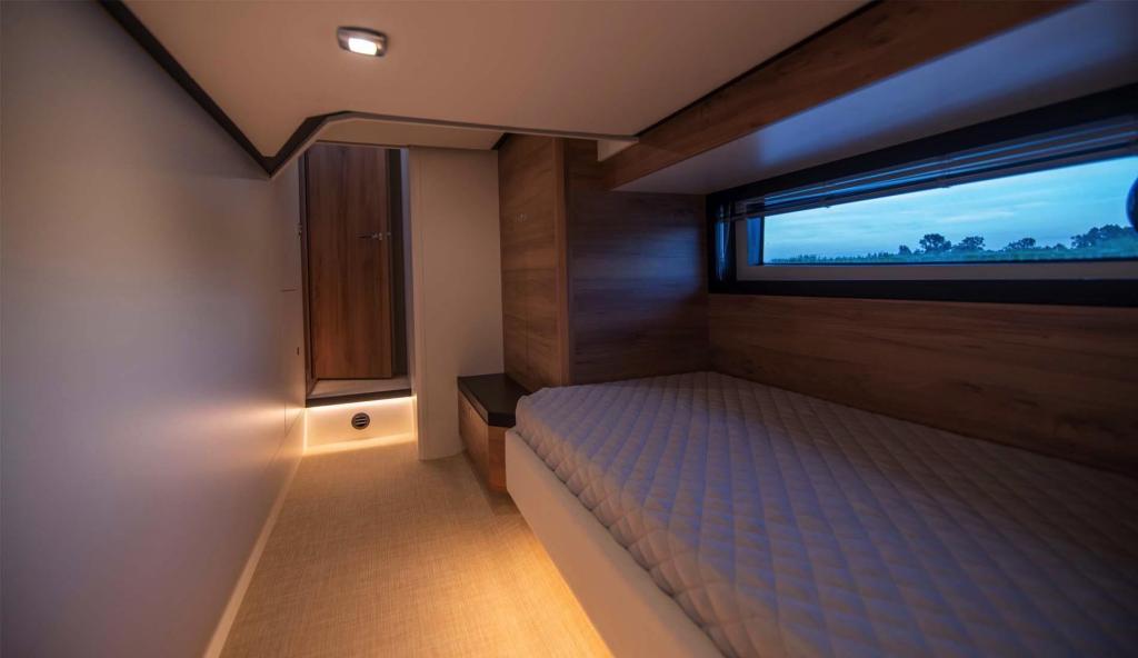 Boarnstream 1360 Elegance