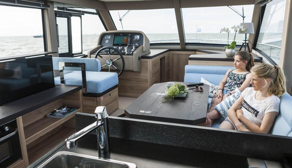 Boarnstream 1360 Elegance Express