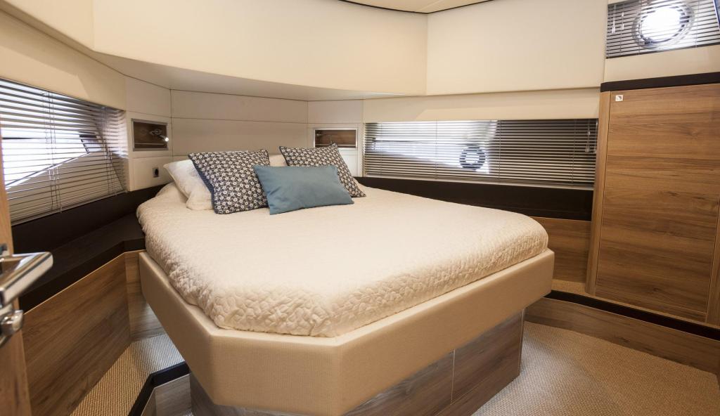 Boarnstream 1360 Elegance Express