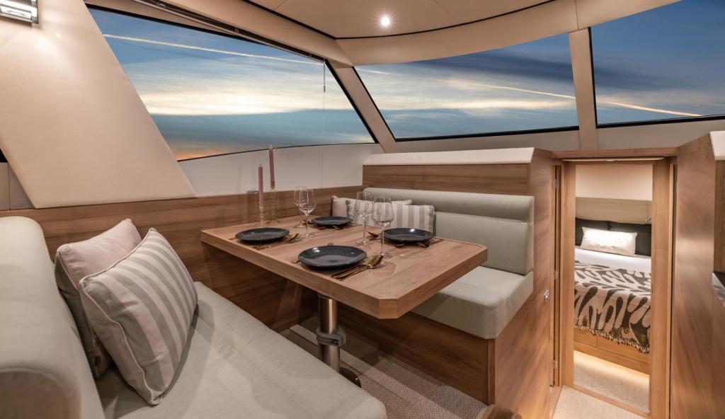 Boarnstream 44 Elegance AC