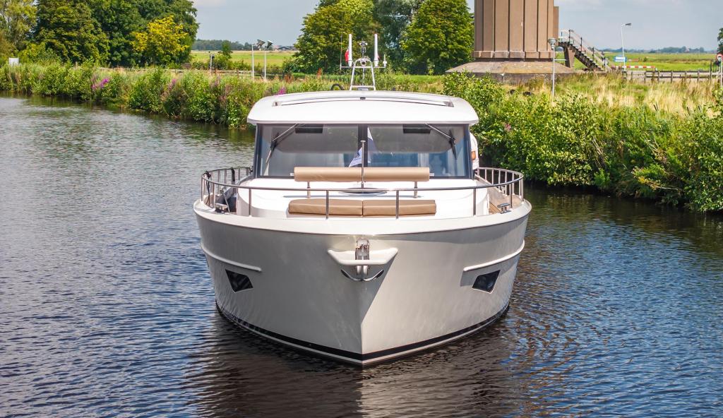 Boarnstream 46 Elegance