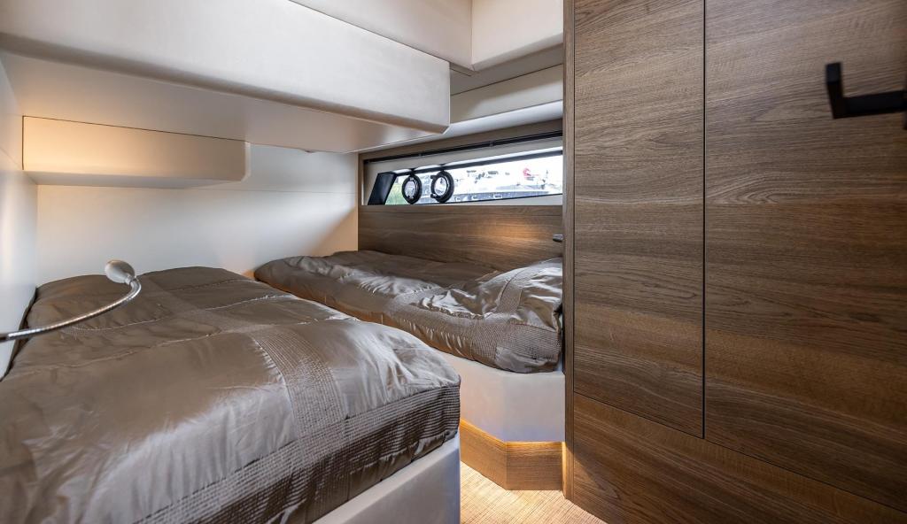 Boarnstream 46 Elegance