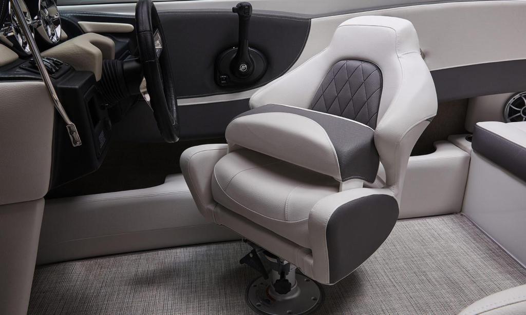 Crownline 210 SS