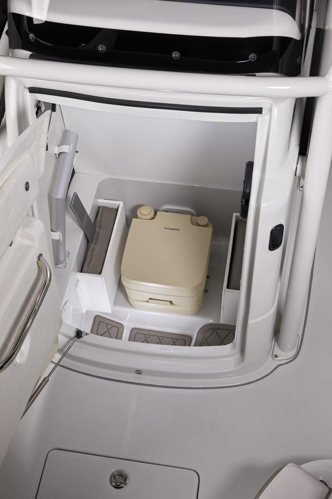 Crownline 220 CC