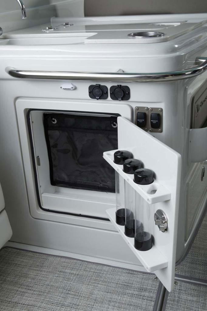 Crownline 280 DC