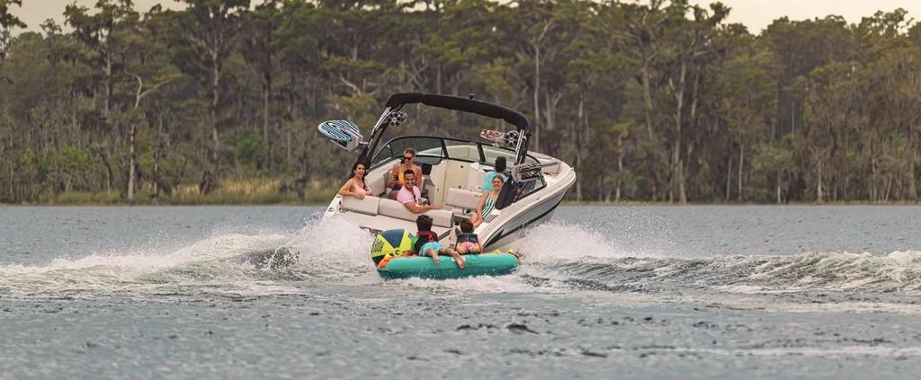 Sea Ray SDX 270 Surf