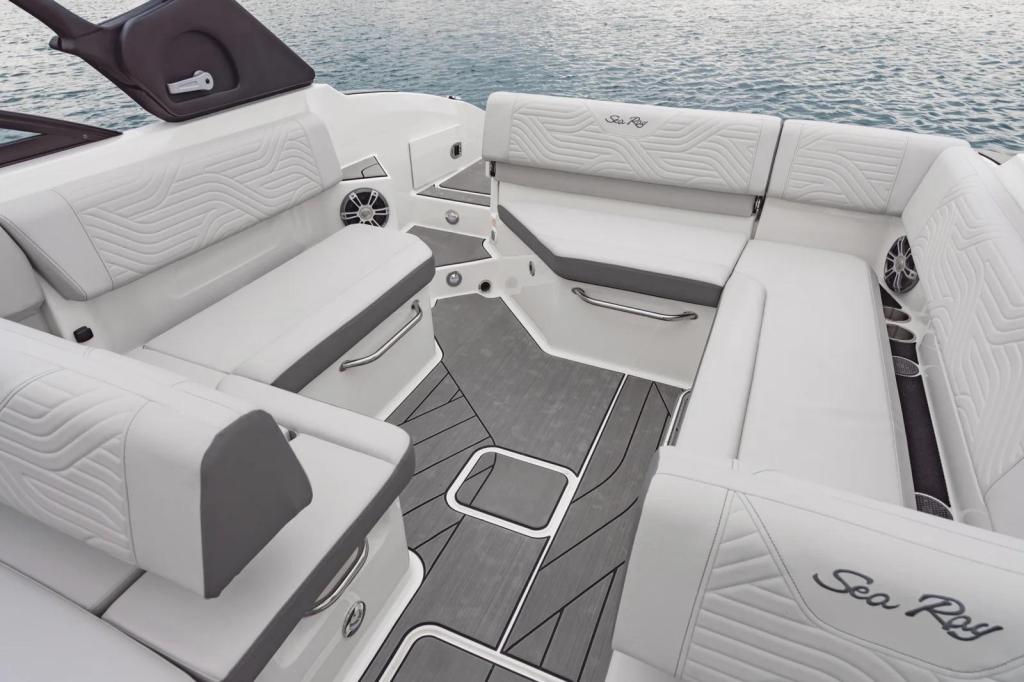 Sea Ray SDX 270 Surf