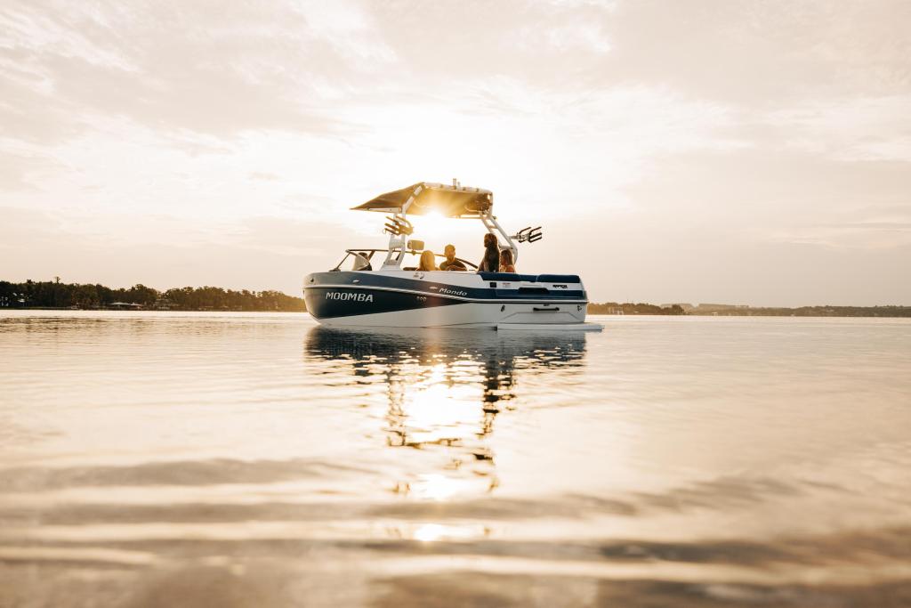 Moomba Mondo
