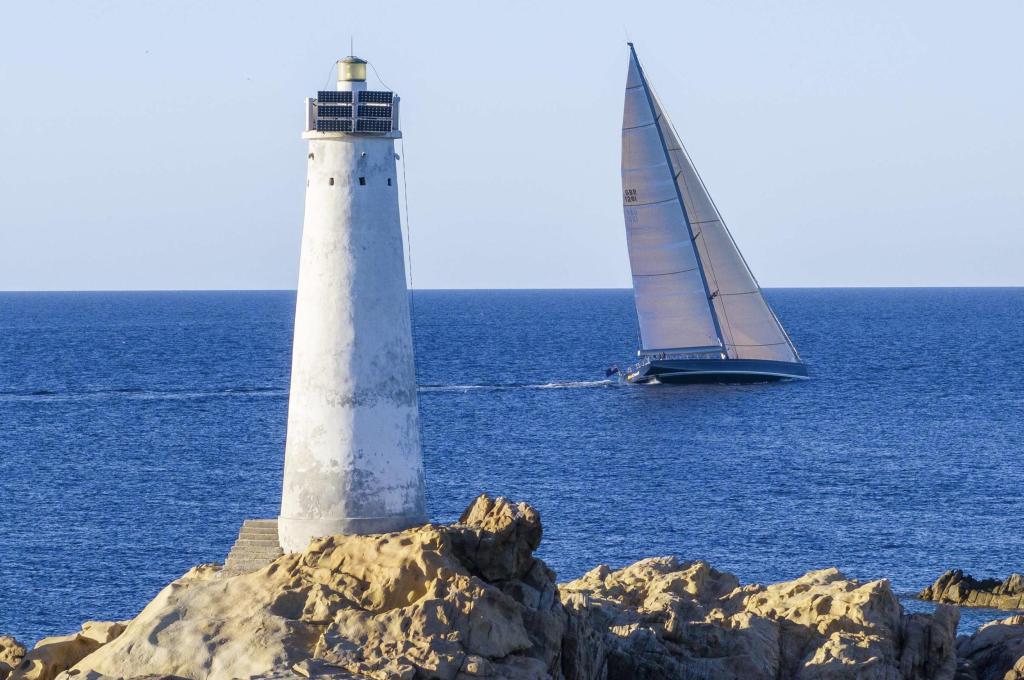 Nautors Swan Swan 128