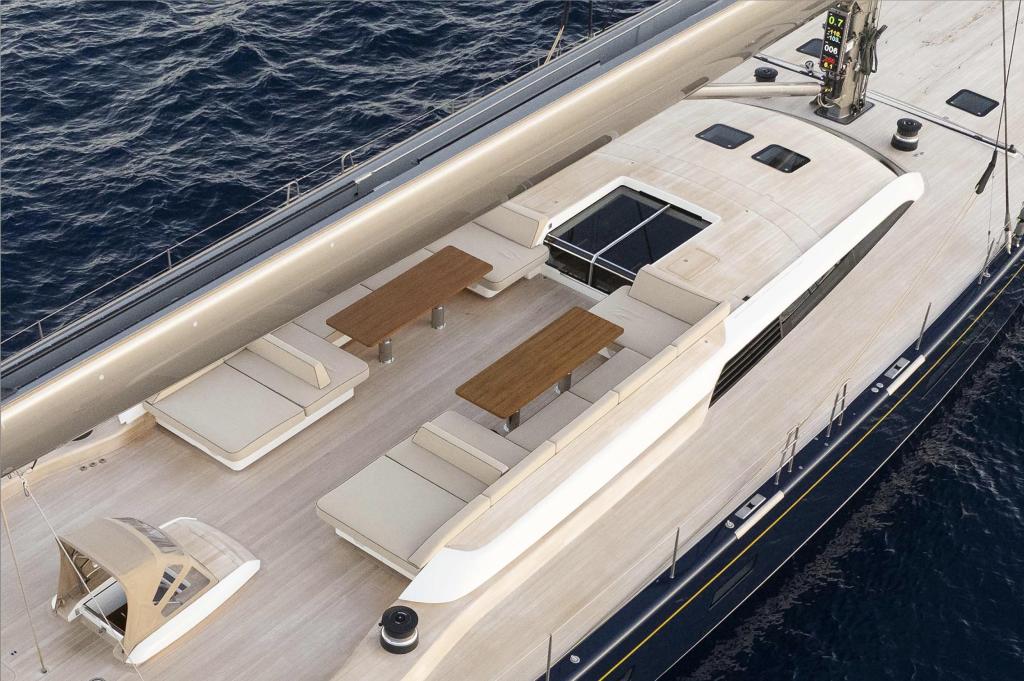 Nautors Swan Swan 128