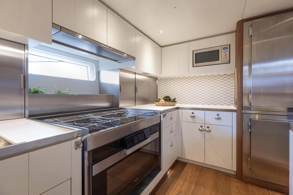 Nautors Swan Swan 128