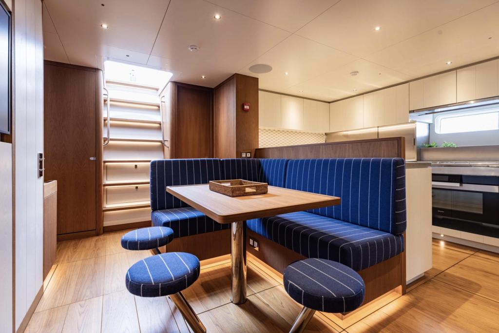 Nautors Swan Swan 128