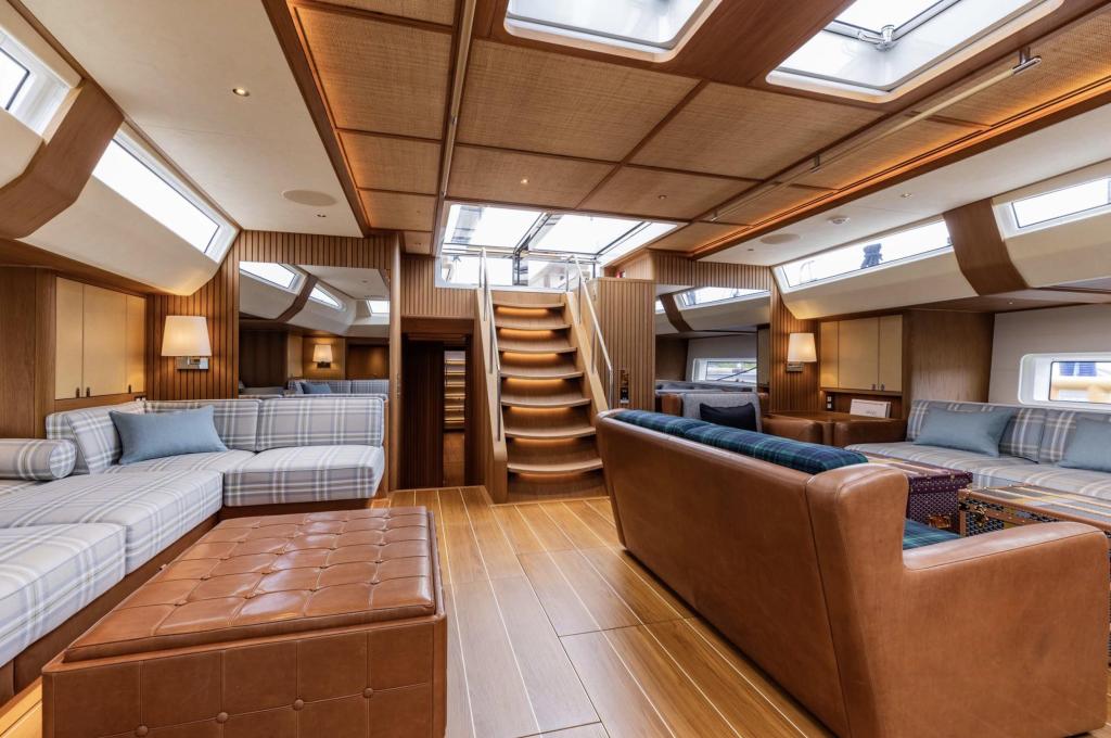 Nautors Swan Swan 128