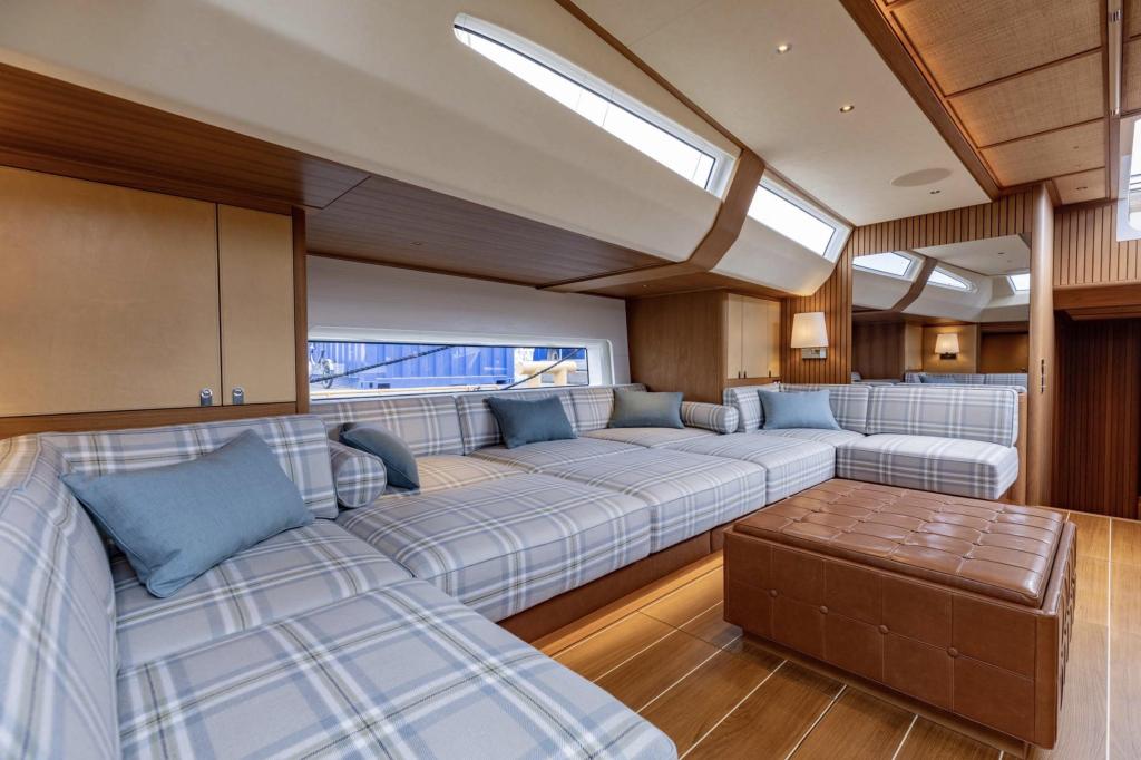Nautors Swan Swan 128