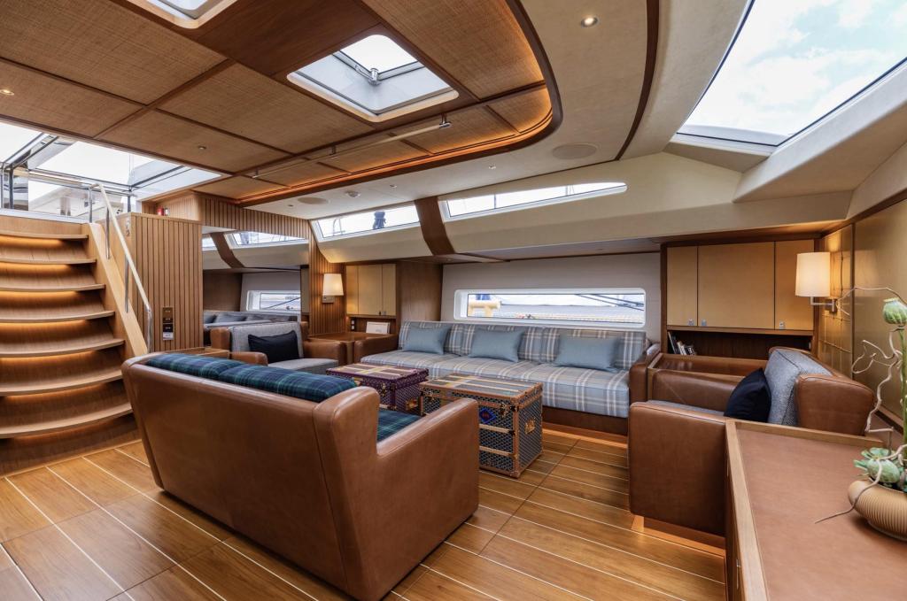 Nautors Swan Swan 128