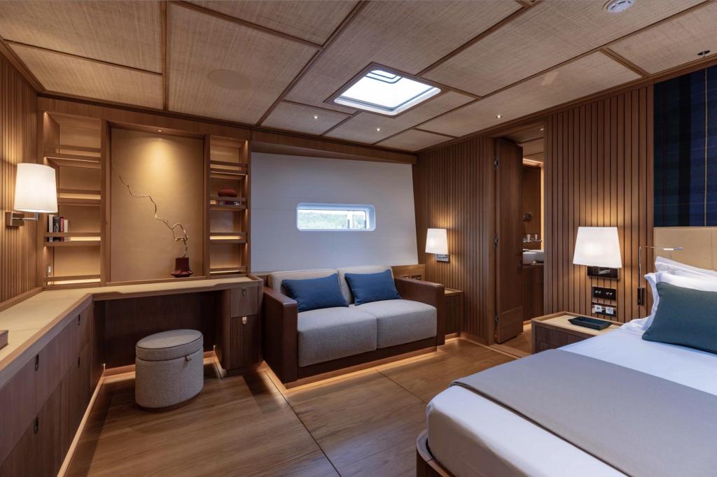 Nautors Swan Swan 128