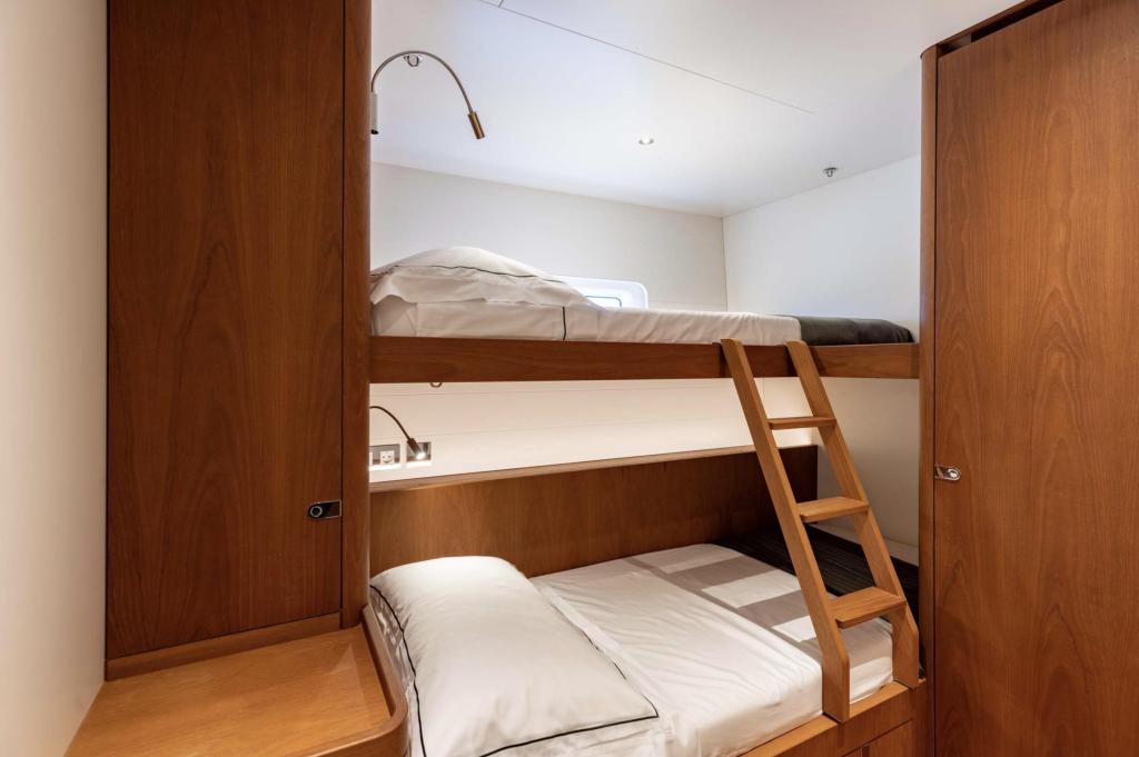 Nautors Swan Swan 128