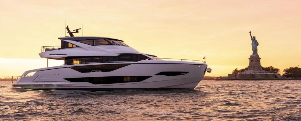 Sunseeker 90 Ocean Enclosed