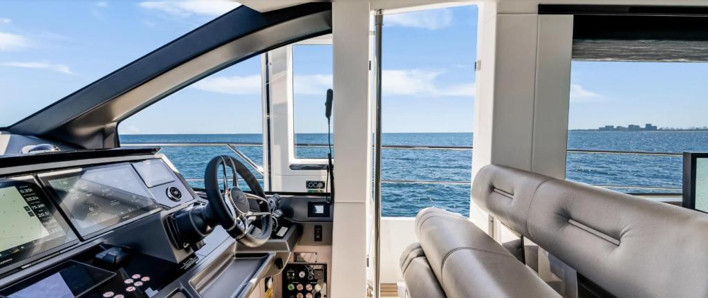 Sunseeker Manhattan 68