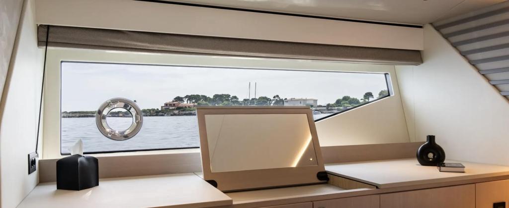 Sunseeker Predator 55