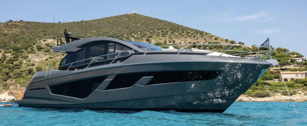 Sunseeker Predator 65