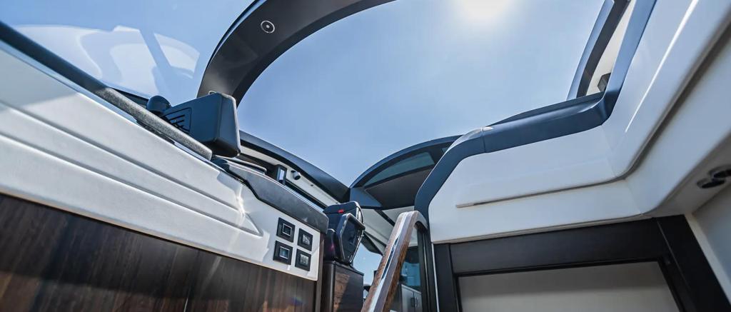Sunseeker Predator 65