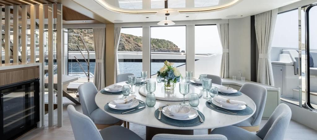 Sunseeker 82 Ocean