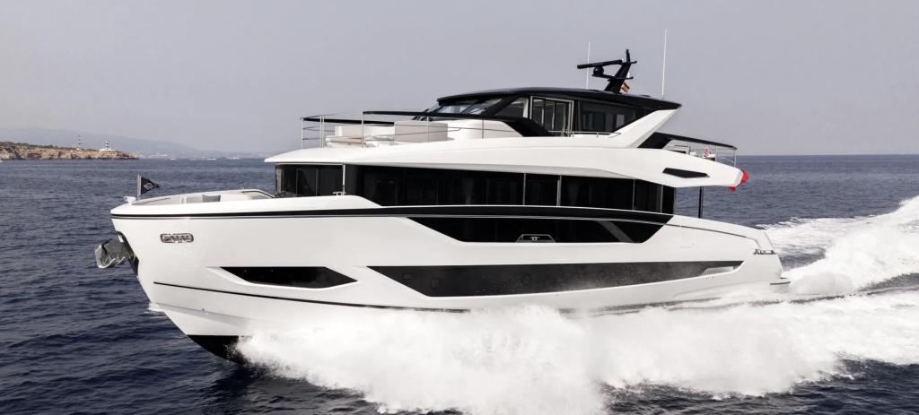 Sunseeker 82 Ocean Enclosed