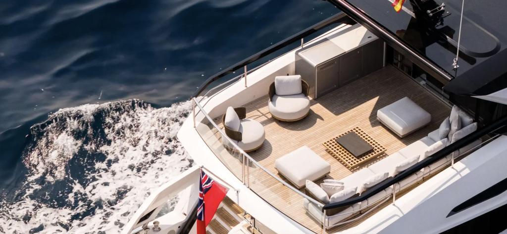 Sunseeker 82 Ocean Enclosed