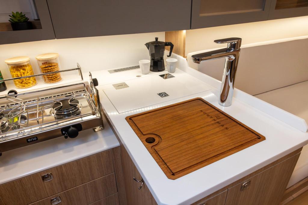 Northman Maxus 31