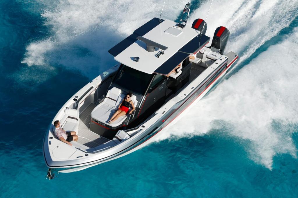 Formula 387 Center Console Sport