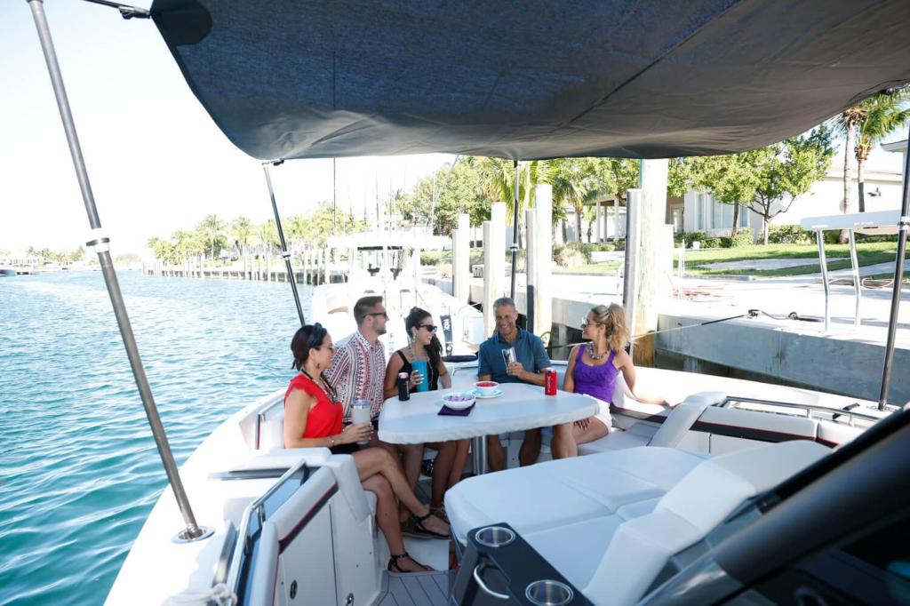 Formula 387 Center Console Sport