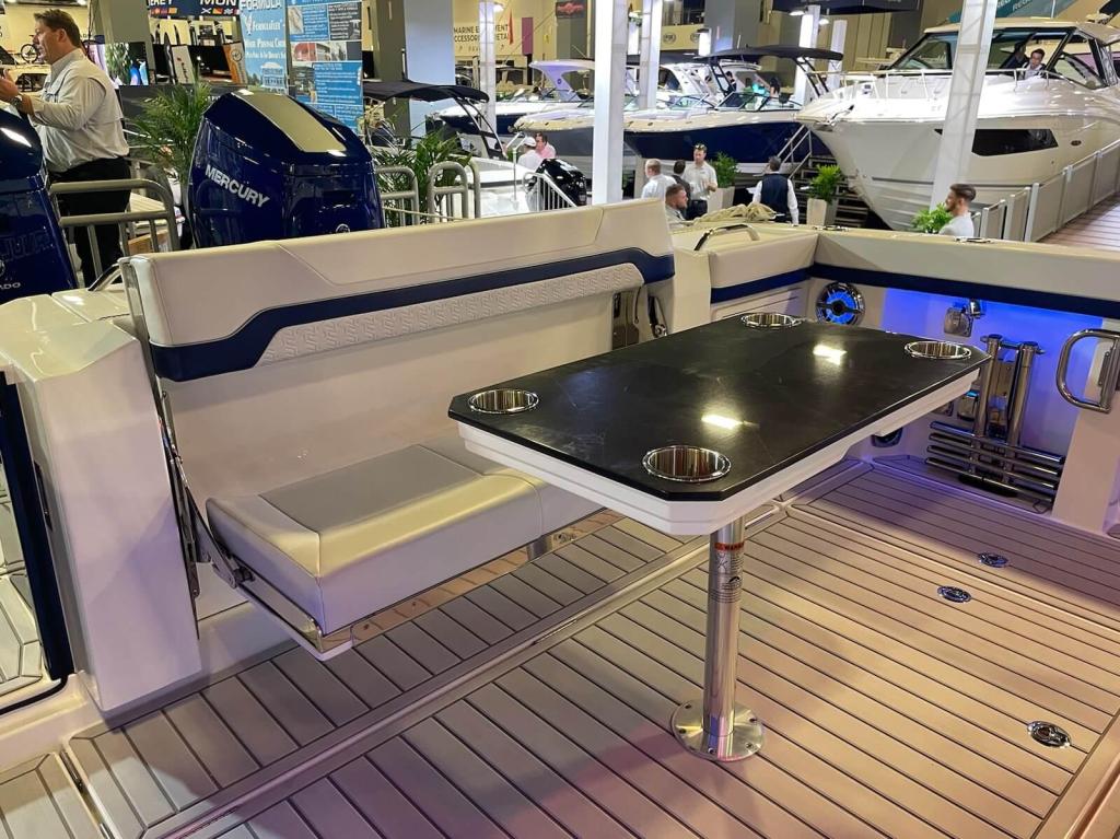 Formula 387 Center Console Sport