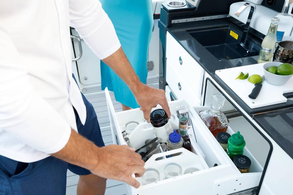 Formula 387 Center Console Sport