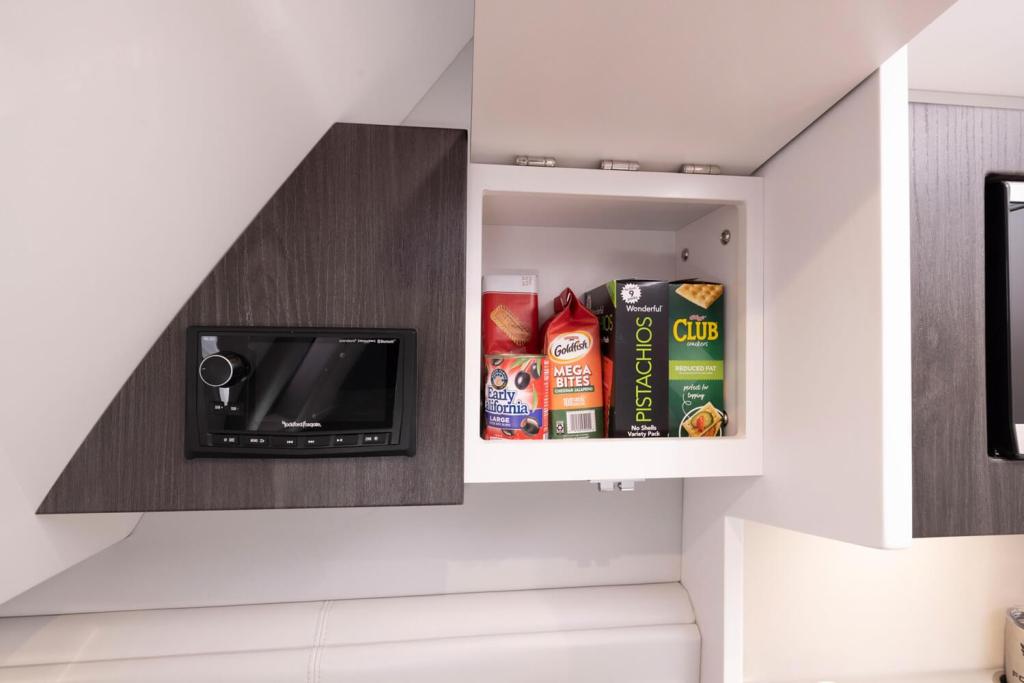 Formula 387 Center Console Sport