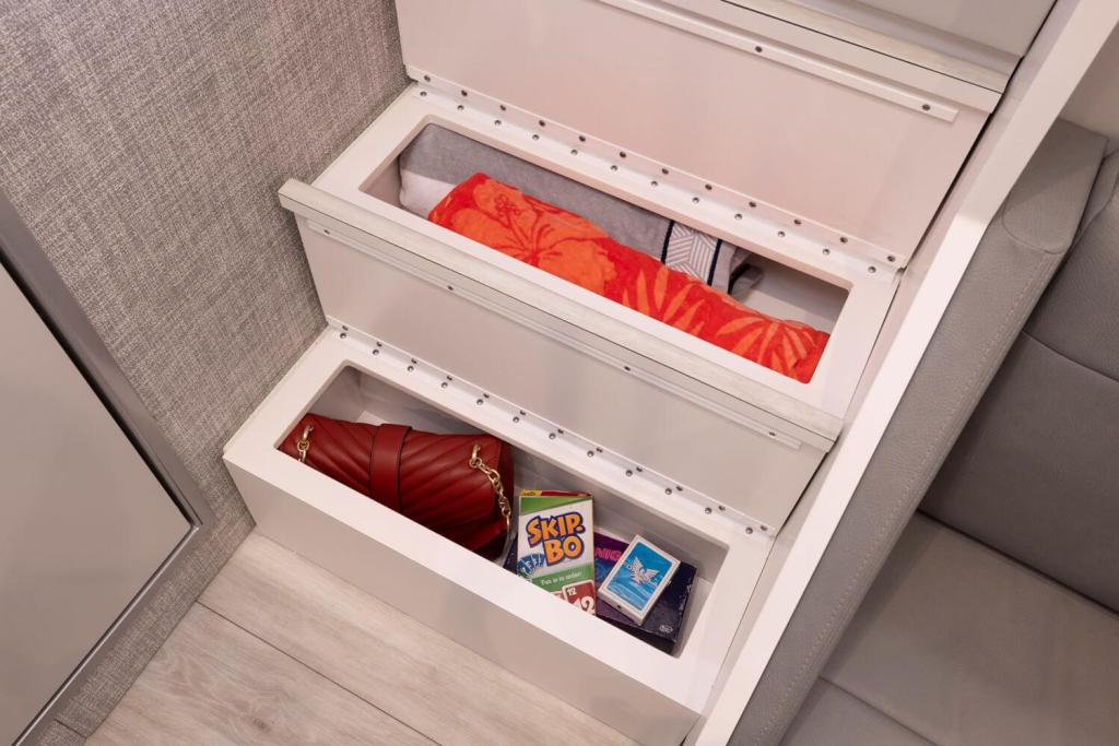 Formula 387 Center Console Sport