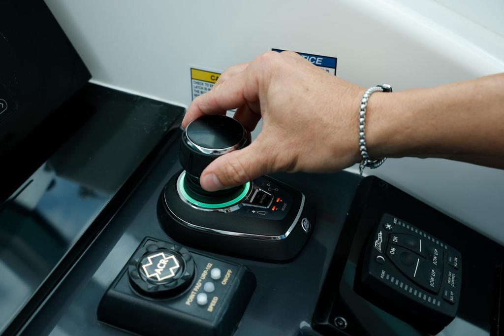 Formula 400 Super Sport Crossover