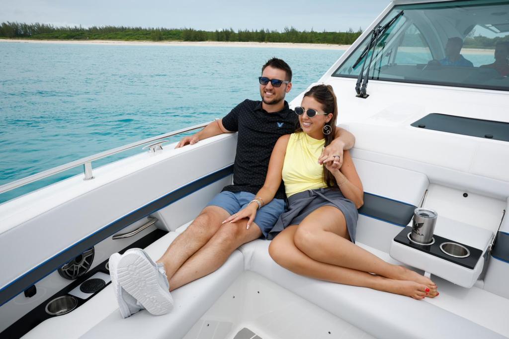 Formula 400 Super Sport Crossover