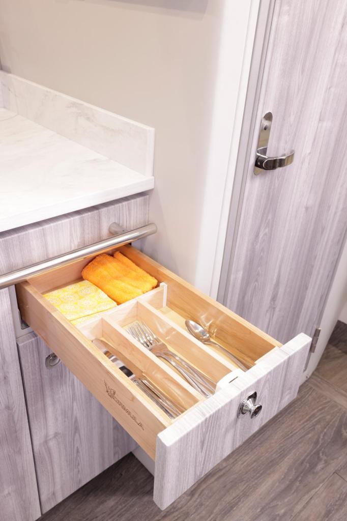 Formula 400 Super Sport Crossover